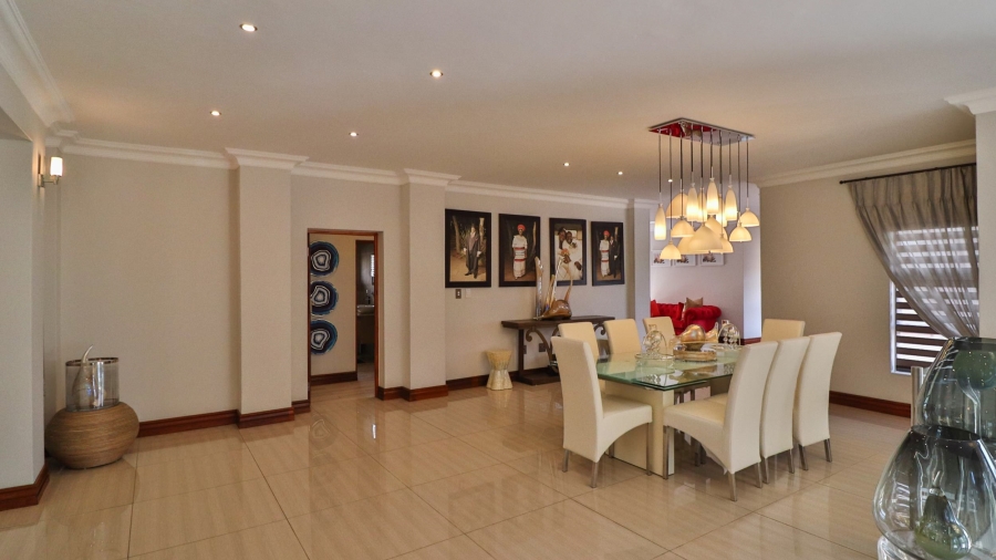 6 Bedroom Property for Sale in Birdwood Estate North West